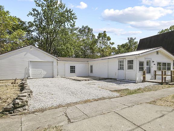 3rd image of 486 Scranton Ave