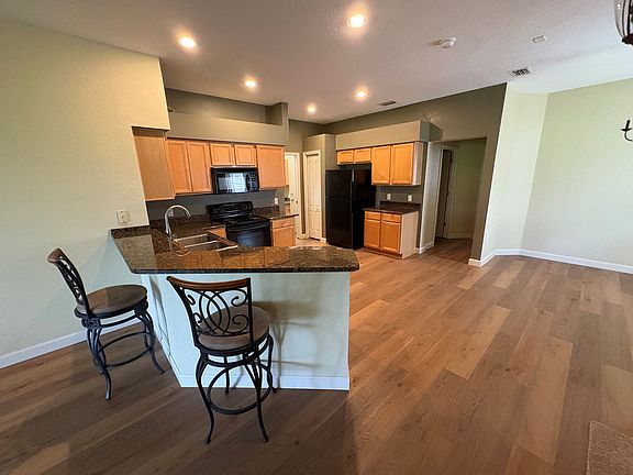 3rd image of 2615 Eagle Greens Dr