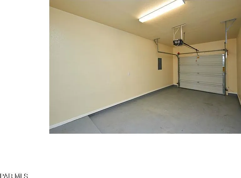 5817 Lawndale Dr #4 — Photo 22