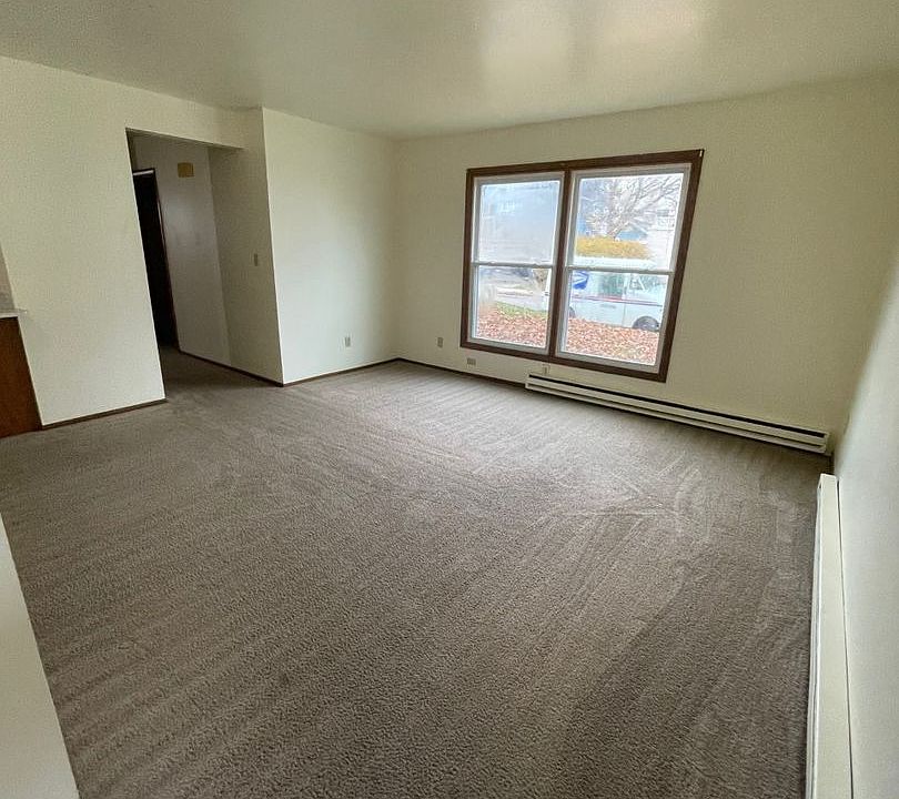 1st image of 449 Dunbar Ave APT 2