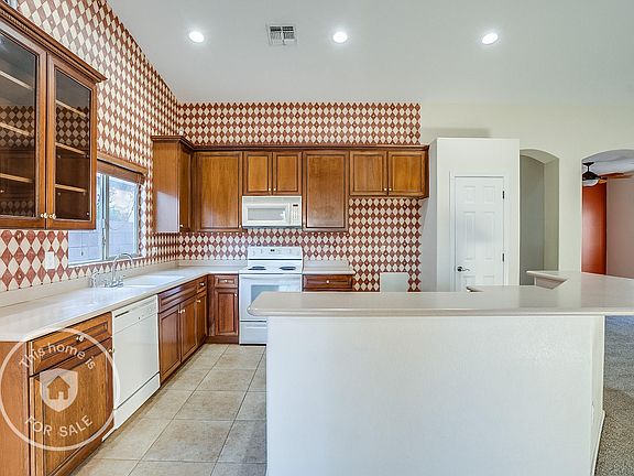 2nd image of 44080 W Garden Ln
