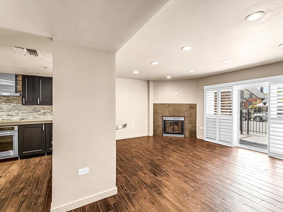 Living room, Kitchen