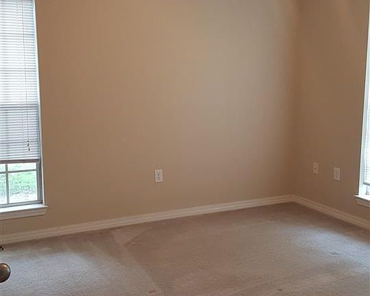 4th image of 7101 Joy St APT I1