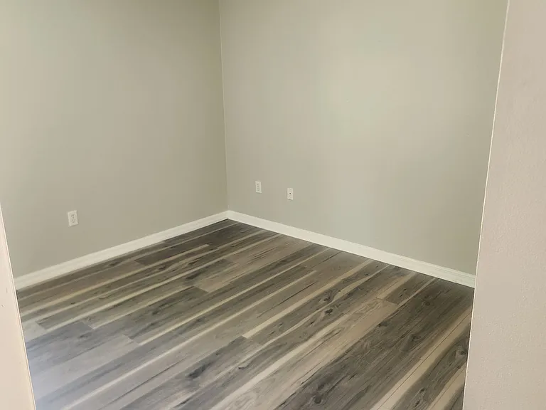 15 Prince Walter Ln — Photo 11