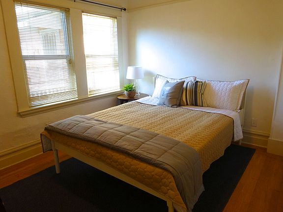 2nd image of 2808 G St