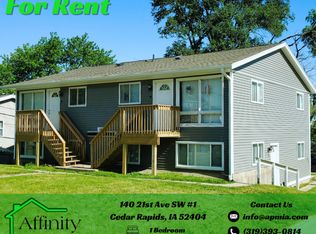 140 21st Ave SW APT 1, Cedar Rapids, IA 52404