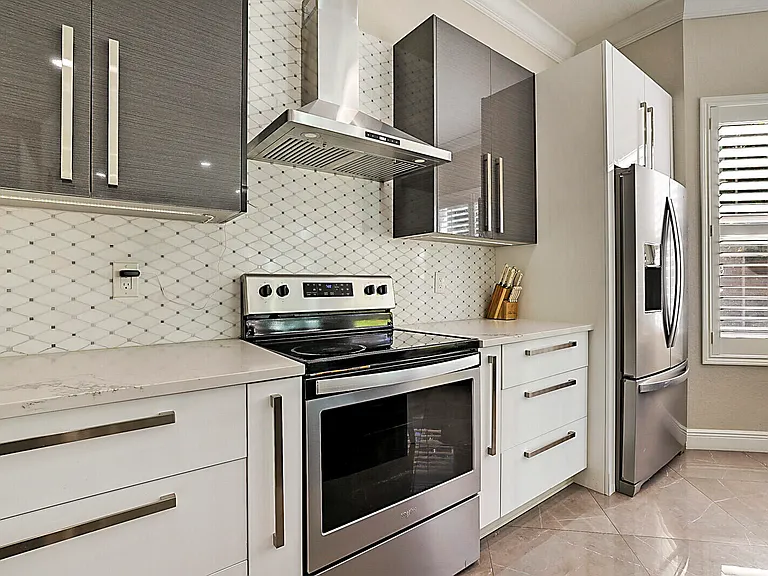 7167 Ivy Crossing Ln — Photo 8