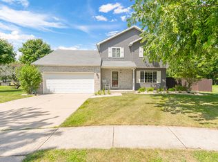 1741 Rose Ct, Morris, IL 60450