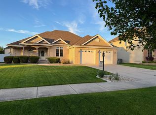 10123 Margo Ln, Munster, IN 46321