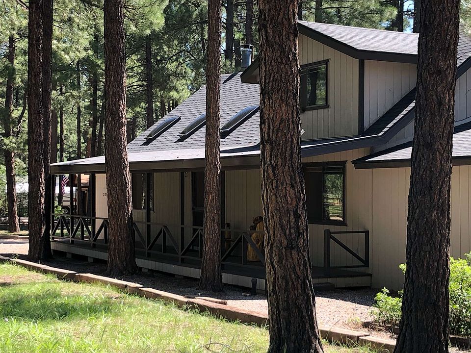 1st image of 221 E Osprey Ln