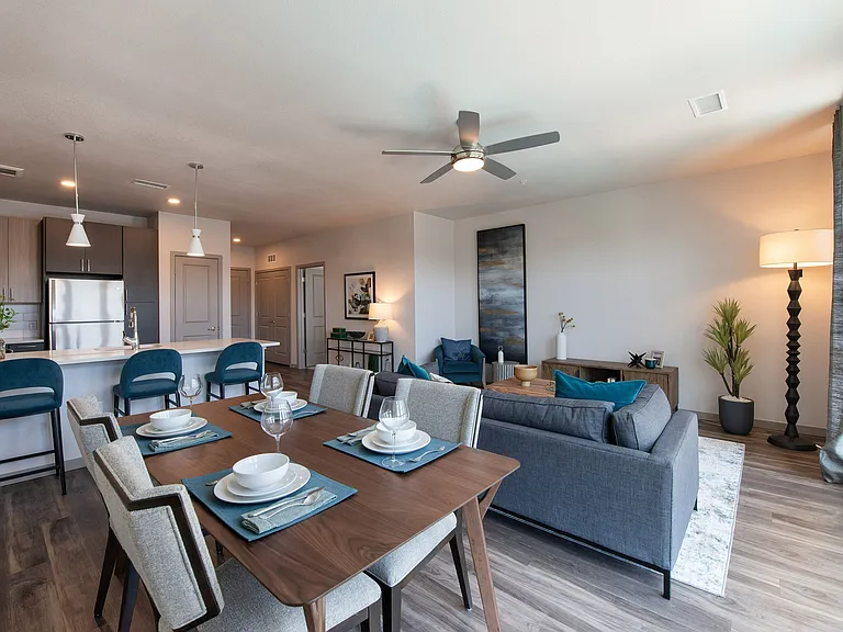 Seamlessly Connected Living & Dining