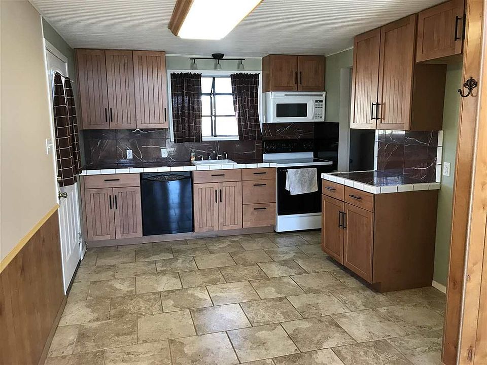 2nd image of 317 S Oak Ln