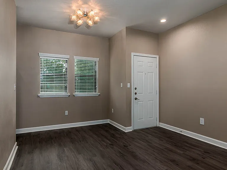 Tramor at Oak Run — Photo 132