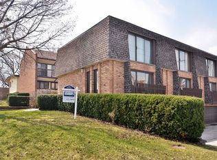1988 Green Bay Rd APT 1, Highland Park, IL 60035