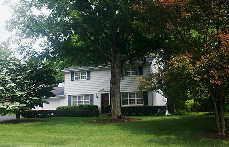 1st image of 3365 Evergreen Dr