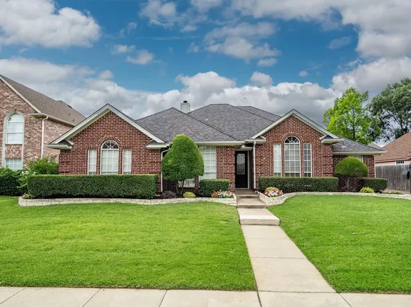 8124 Vine Wood Dr, North Richland Hills, TX 76182