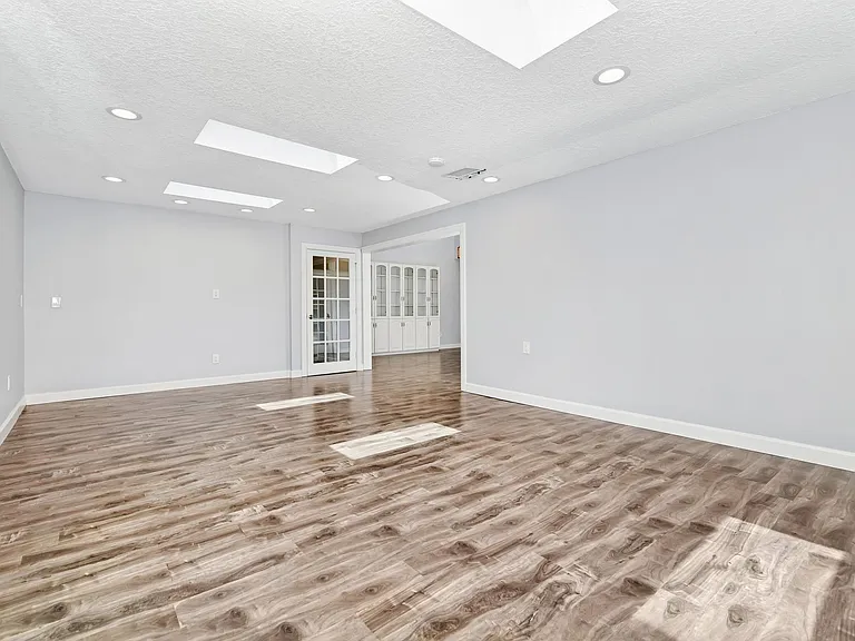 2300 Barbados Dr — Photo 16
