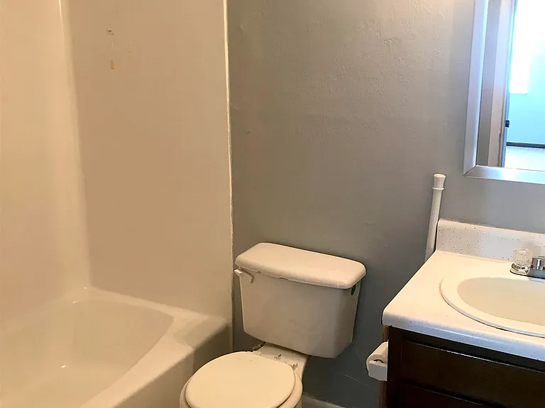324 S Lipona Rd #7 — Photo 7
