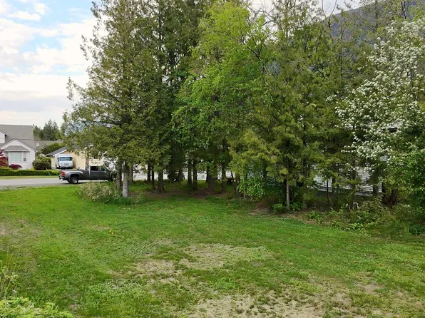 454 Alder Ave, Harrison Hot Springs, BC V0M 1K0