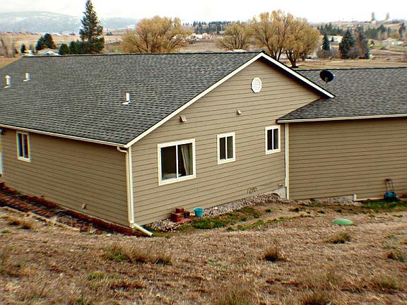 2nd image of 4883 Anna Ln