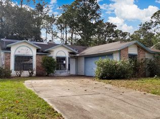 2299 Whitehorse St, Deltona, FL 32738