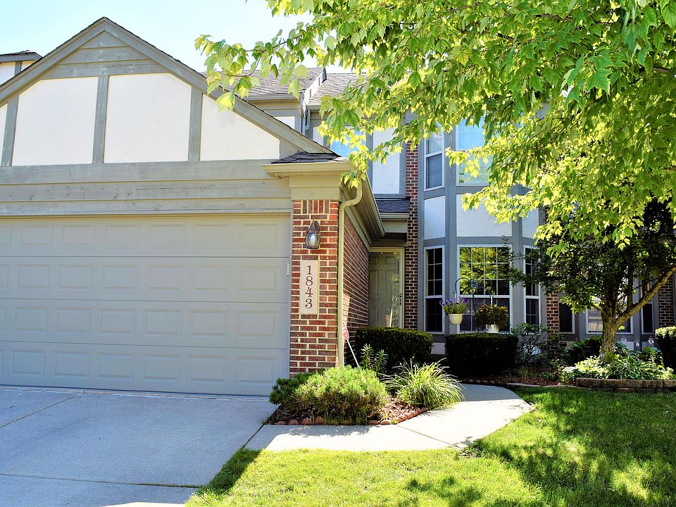 1st image of 1843 Lone Wolf Ln