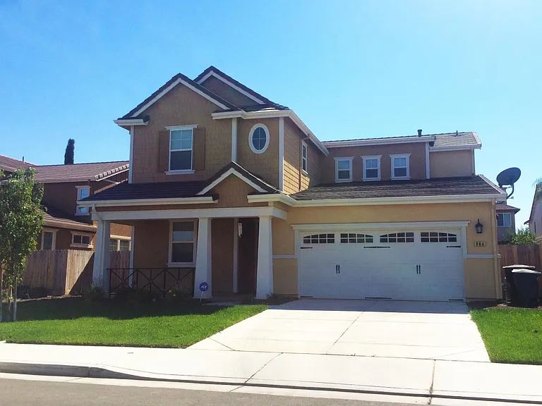 864 Jesse Martinez Dr — Photo 1
