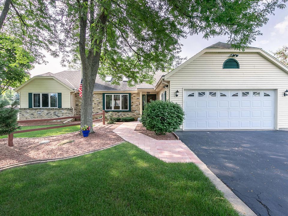 1st image of 13501 W Nicolet Dr