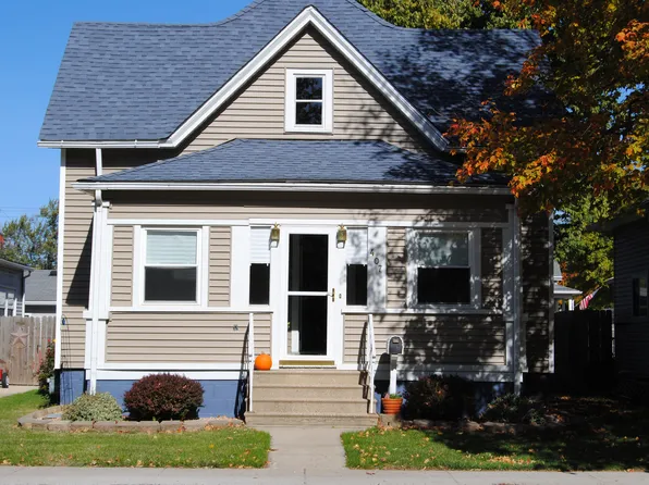 407 W Johnson St, Clinton, IL 61727