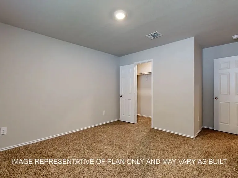 1160 Oxford Ln — Photo 19