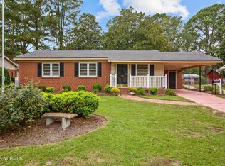 404 State St, Williamston, NC 27892