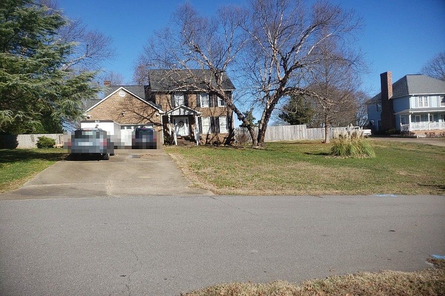 1st image of 107 Baptistry Dr