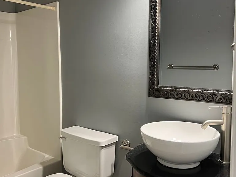 114 Windmere Dr — Photo 14