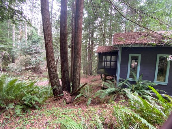 134 Nature Ln, Arcata, CA 95521