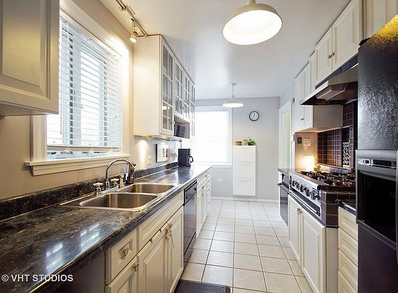5th image of 5865 N Melvina Ave