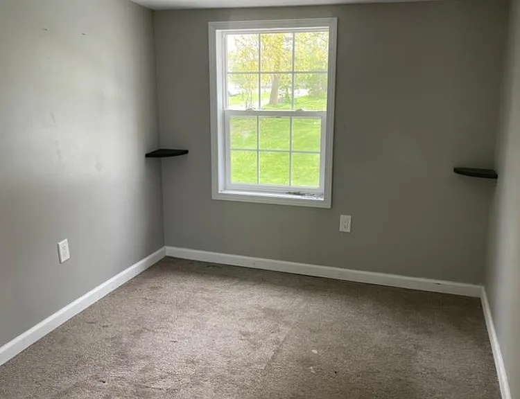 1827 Scottsville Rd — Photo 5