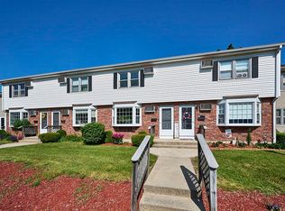 41 South St UNIT 63, Easthampton, MA 01027