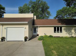 141 Belleville Ct, Thief River Falls, MN 56701