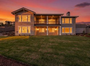 5615 Autumn Park Dr, Medford, OR 97504