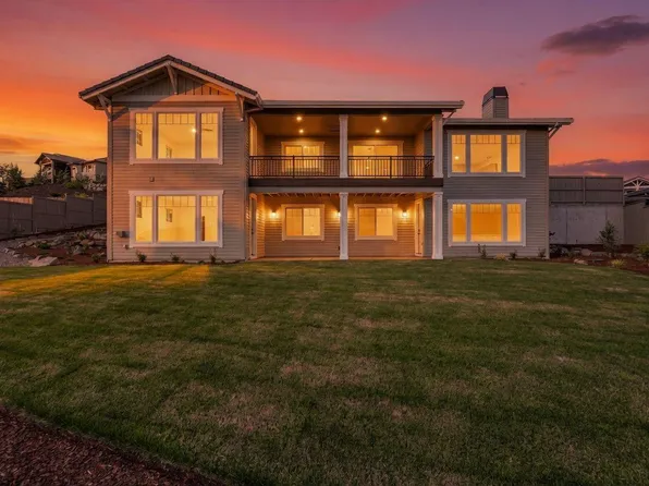 5615 Autumn Park Dr, Medford, OR 97504