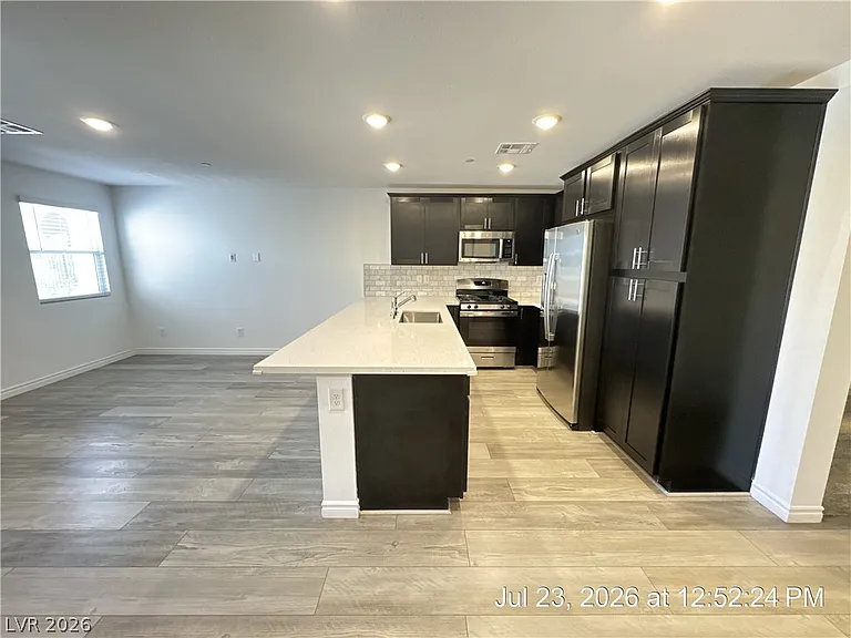 6240 Foxes Dale St — Photo 5