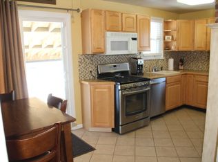 1290 Mayfield Ridge Rd, Mayfield Heights, OH 44124