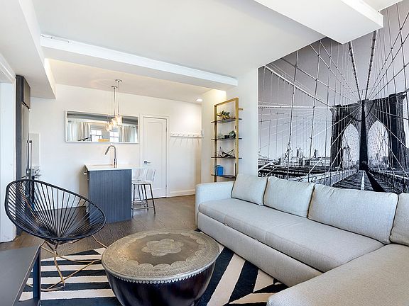 2nd image of 5 Tudor City Pl APT 1325