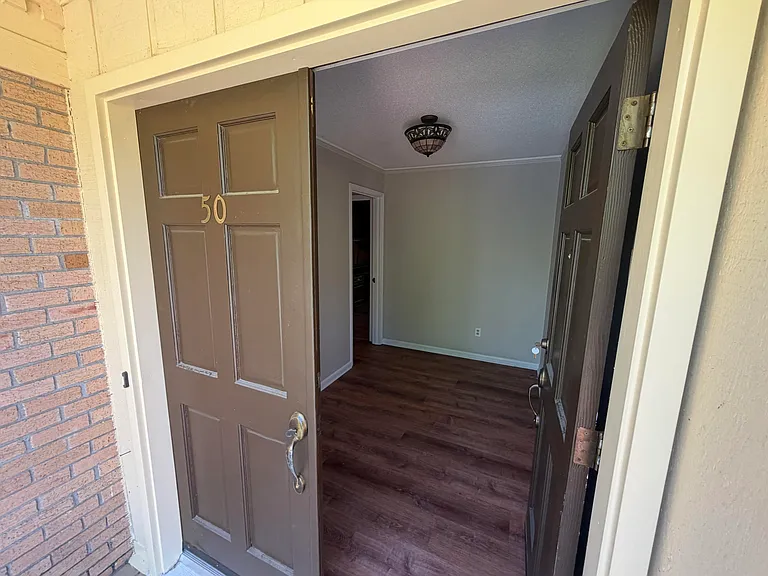 50 Aubrey Cir — Photo 4