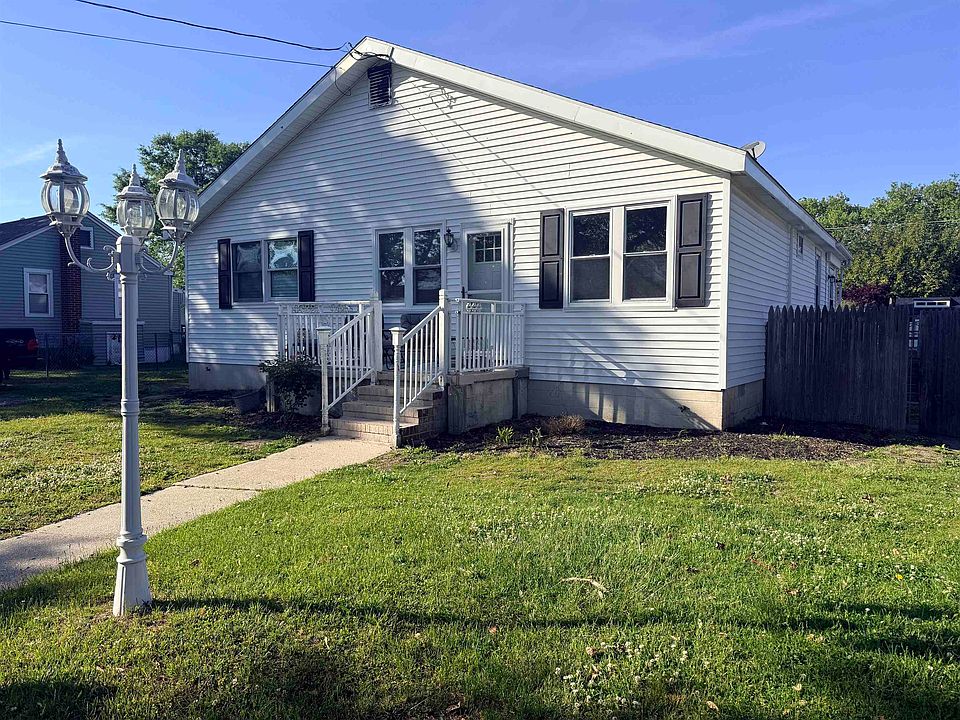 1st image of 110 Bucknell Ave