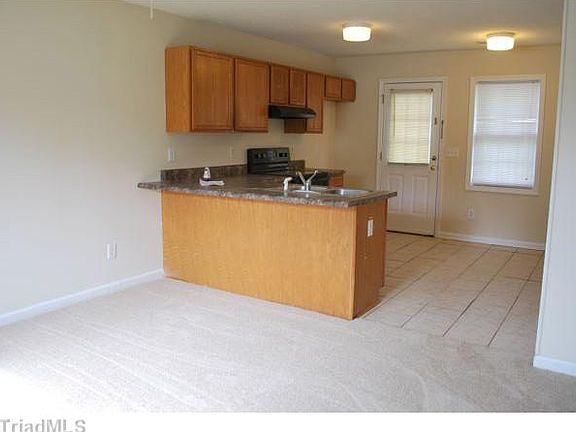 2nd image of 603 E Florida St