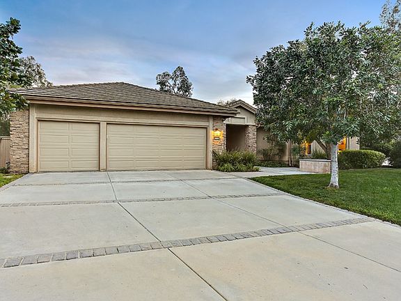 2nd image of 1775 Crescent Knolls Gln