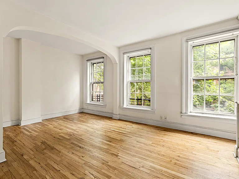 246 Cumberland St #2 — Photo 3