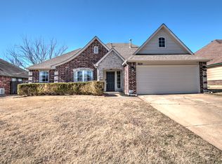 1824 S Maple Ave, Broken Arrow, OK 74012