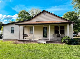 353 W Cumberland Ave, Jamestown, KY 42629